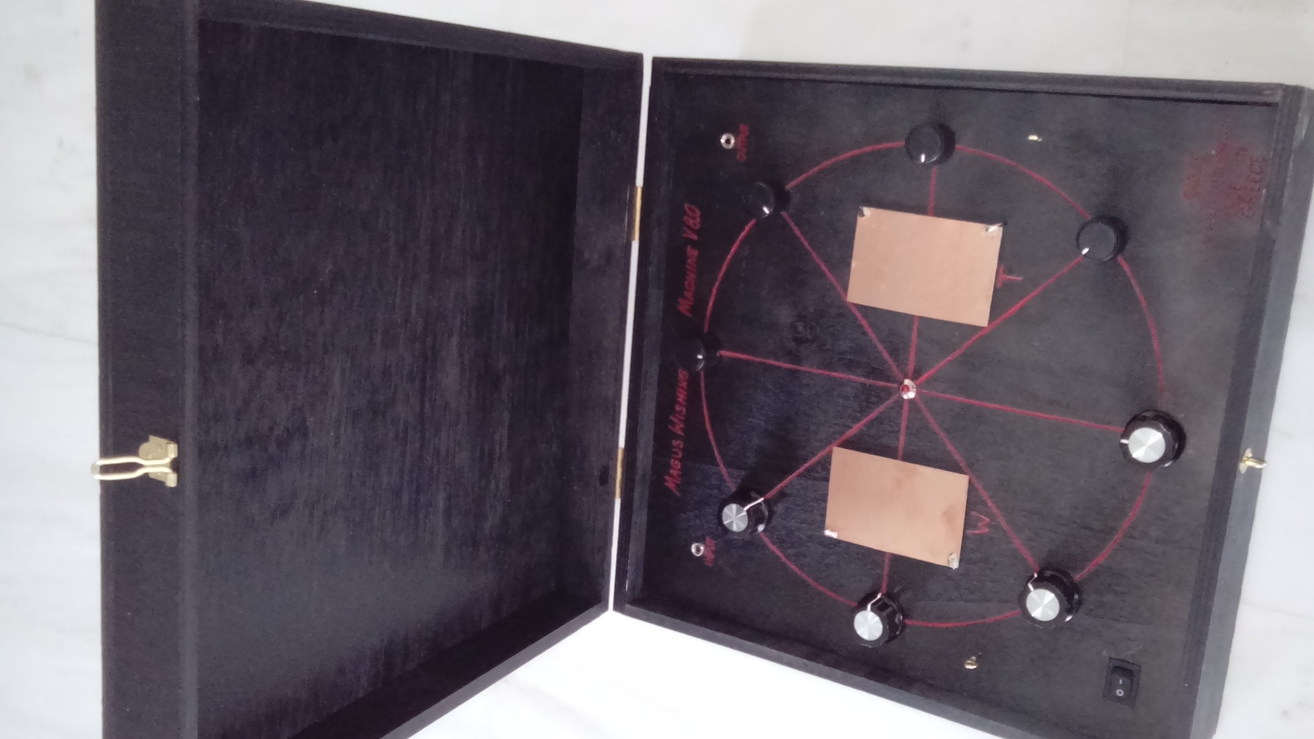 Custom witness plate radionic device